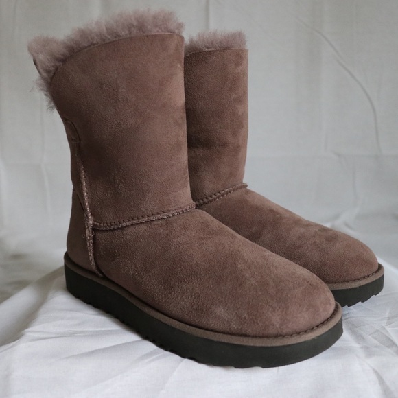 UGG classic cuff Sz 6 - Picture 2 of 6